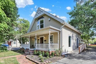 Building Photo - 6543 Ferguson St