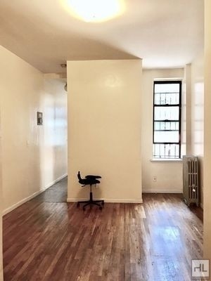 Foto del edificio - Large 2br Railroad in Bed-Stuy