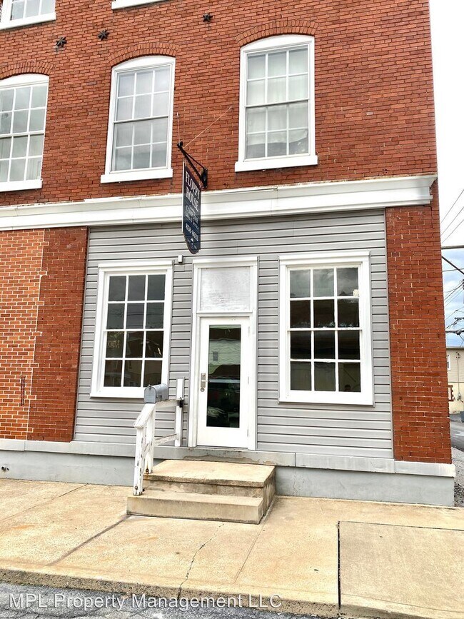 Studio, 1 bath Apartment 16 S Chestnut St Apartment for Rent in