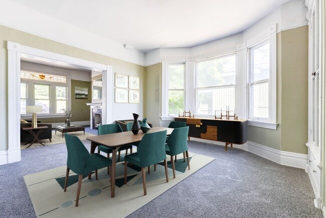 AVAILABLE AUGUST 2026 - Spacious Renovated 4 Bedroom, 1.5 Bath Home w/ AC! - AVAILABLE AUGUST 2026 - Spacious Renovated 4 Bedroom, 1.5 Bath Home w/ AC!