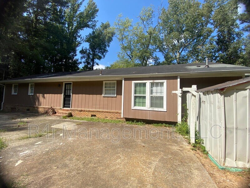 Foto principal - 1438 S Burnt Hickory Rd