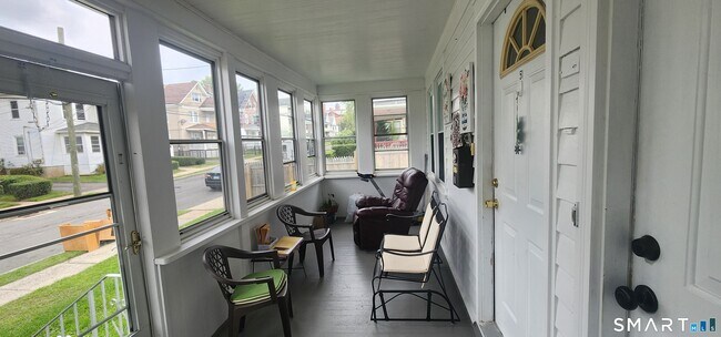 Foto del edificio - 51-53-53 Bodwell St