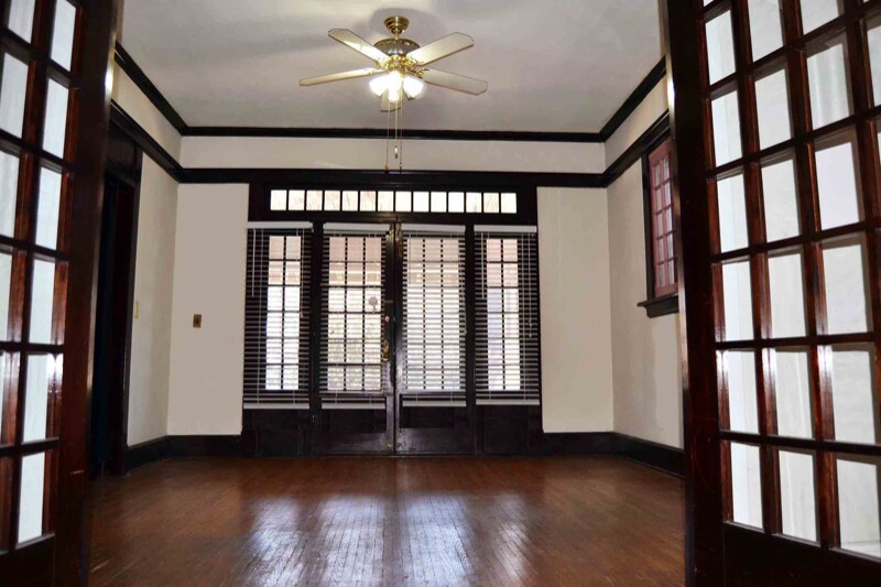 Primary Photo - 2217 Belmont Blvd