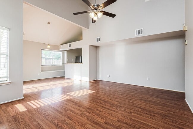 Building Photo - 9154 Autumn Harvest Dr
