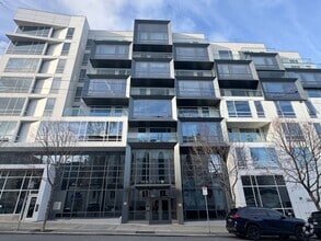 Building Photo - 1788 Clay St