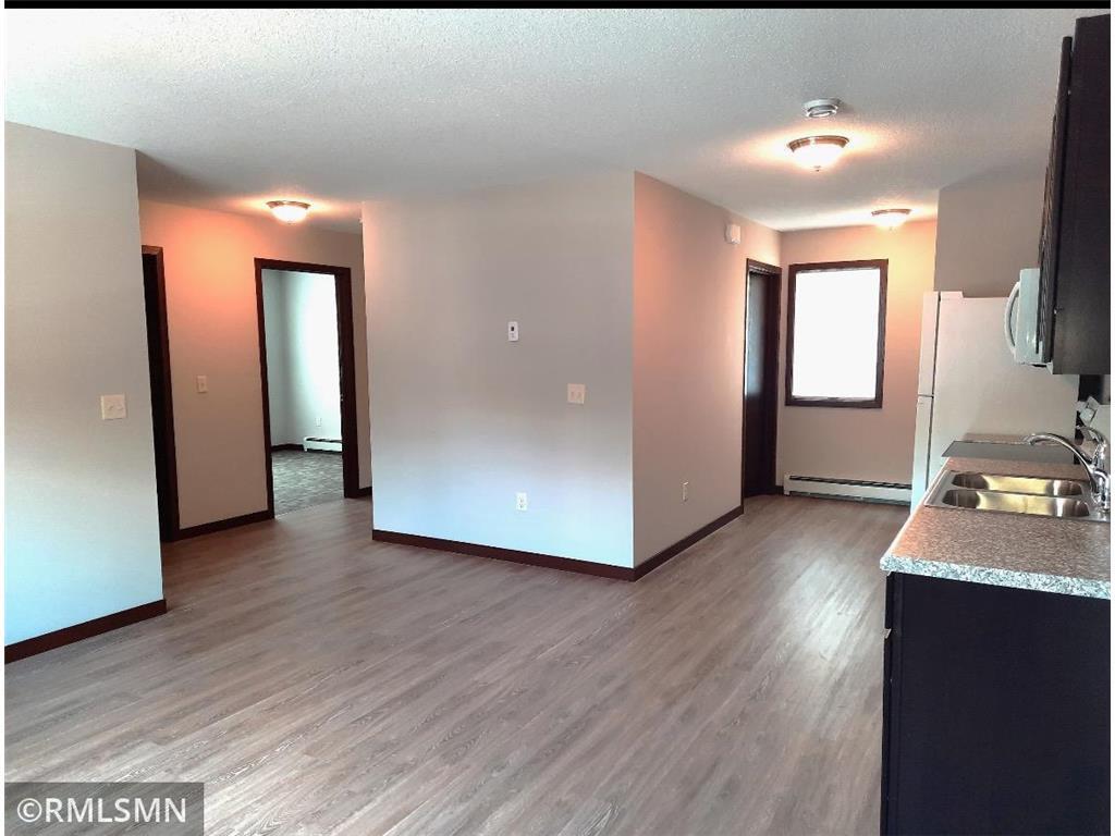 Foto principal - 665-675 11th Street Southwest