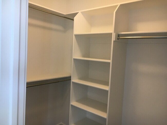 Foto del edificio - LOVELY VINEYARD RAMBLER FOR RENT