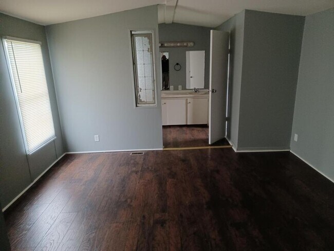 Building Photo - 24 Cumbie Road
