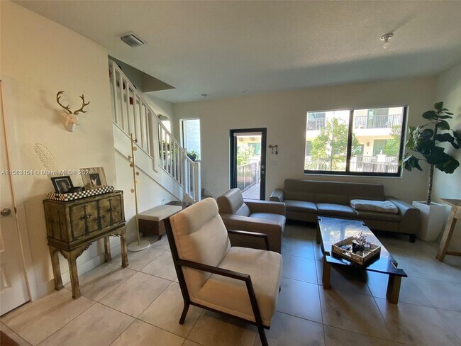 Foto del edificio - 4818 NW 83rd Path