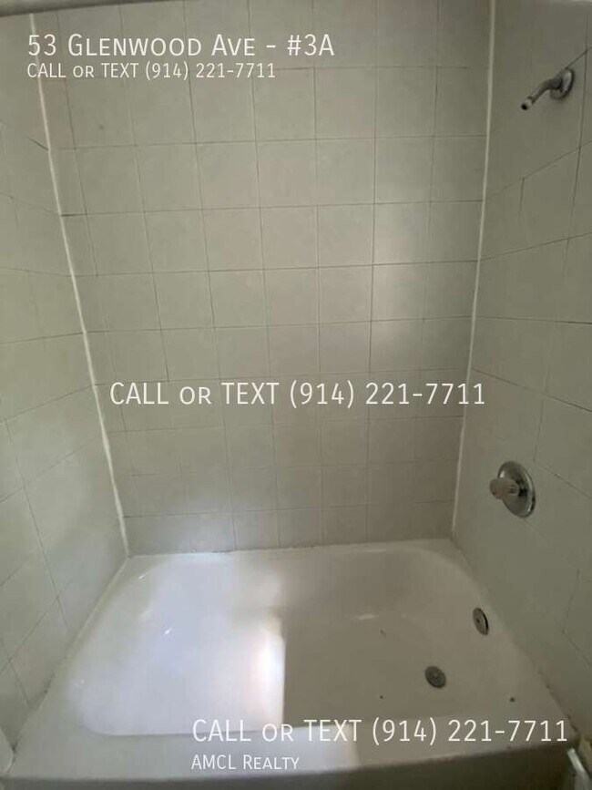 Foto del edificio - 53 Glenwood Ave