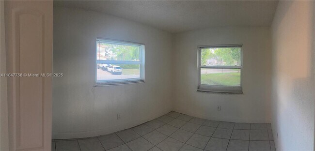 Building Photo - 11501 NW 44th St