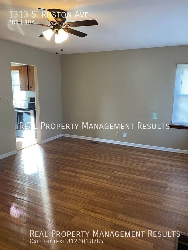 Building Photo - 1313 S Ruston Ave