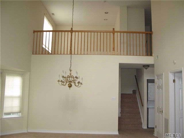 Building Photo - 875 Spring Lake Dr