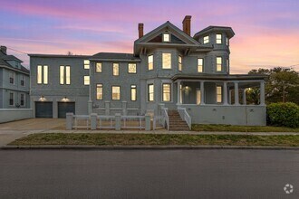 Building Photo - 3401 Granby St