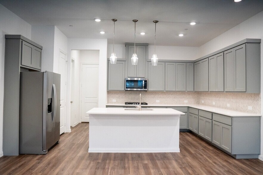 Photo - 2913 Alto Drive Unit