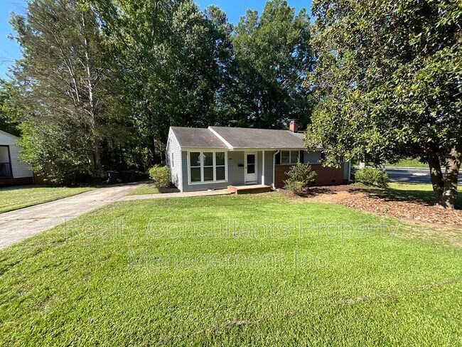 Foto del edificio - 1413 Gracewood Dr