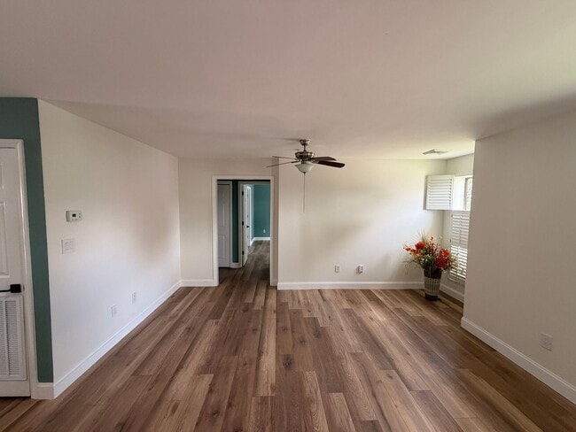 Building Photo - 410 Sir Keegan Way