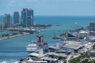 Building Photo - 888 Biscayne Blvd
