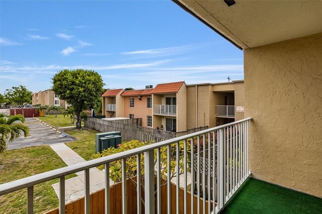 Building Photo - 4900 NW 79th Ave