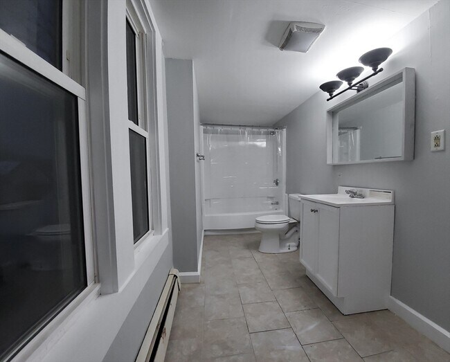 Foto del edificio - 1052 Washington St