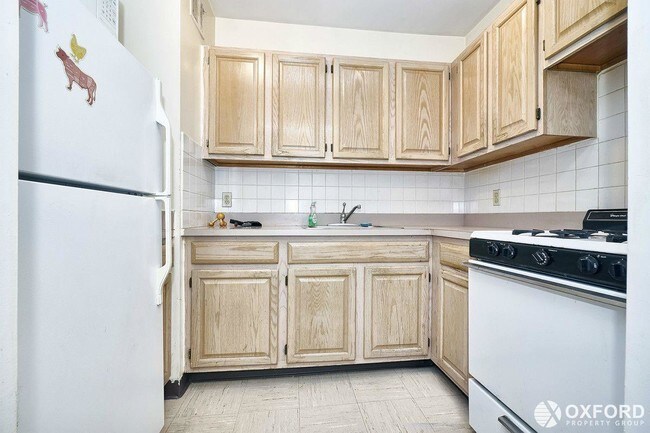 Building Photo - 44 West 127th Street