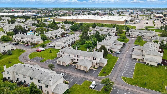 Foto del edificio - 1630 Holland Dr