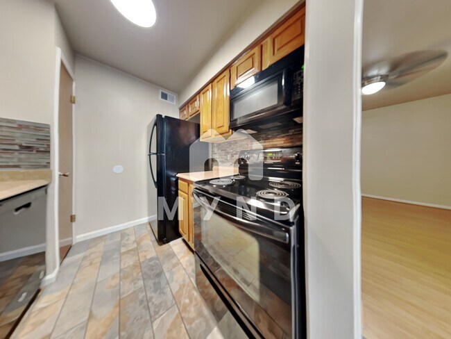 Foto del edificio - 2507 Montrose Blvd Unit 7