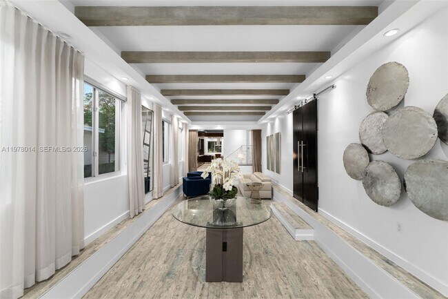 Building Photo - 101 SW 21st Rd