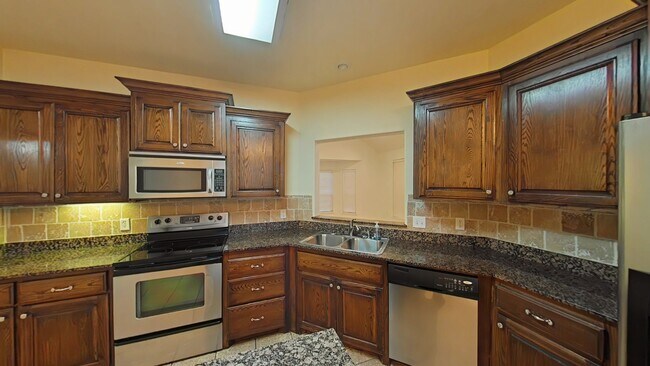 Foto del edificio - 8102 SW Cherokee Ave