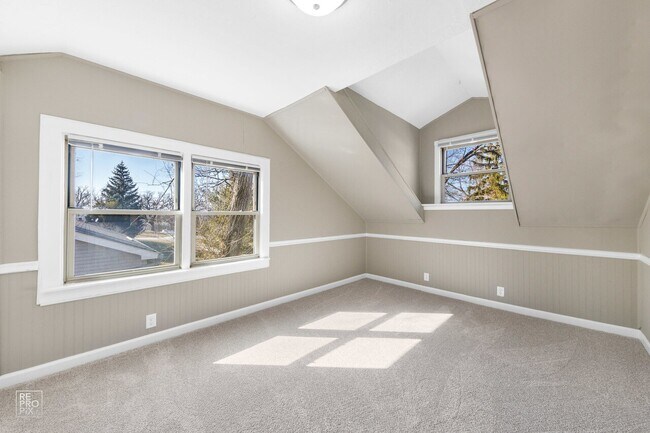 Building Photo - 7603 Deep Spring Rd