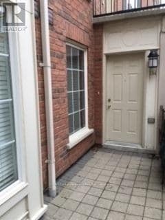 Building Photo - 3 Everson Dr