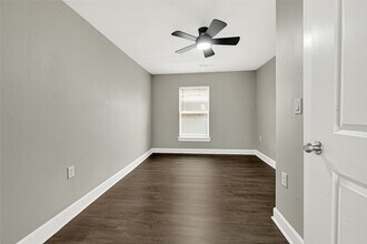 Building Photo - 7515 Laredo St