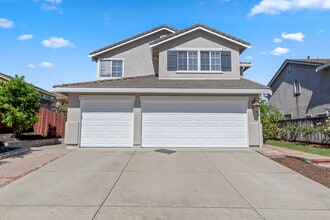 Building Photo - 5220 Peacock Hill Dr