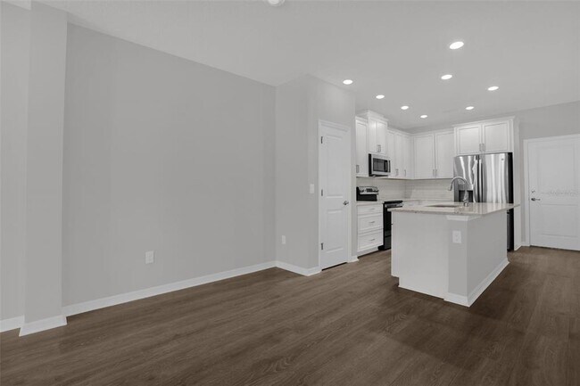 Foto del edificio - 8629 Tavistock Lakes Blvd