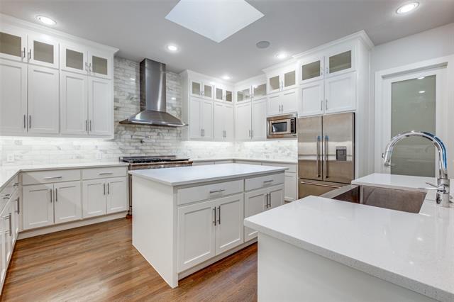 Foto del edificio - 10307 Betty Jane Ln