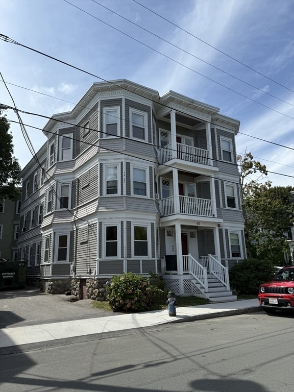 Building Photo - 40 Centre St