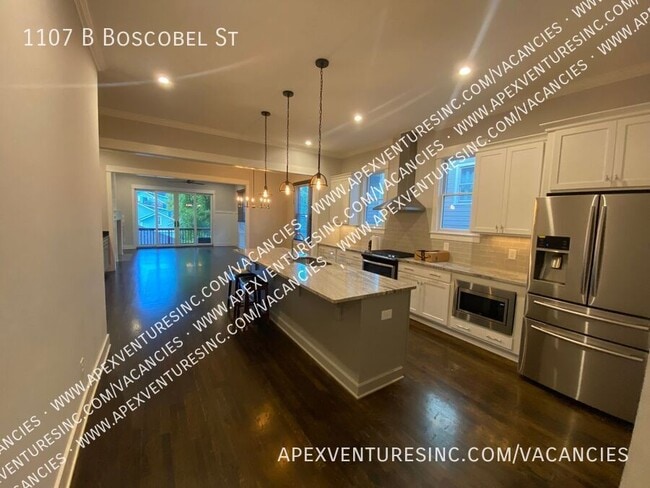 Photo - 1107 Boscobel St House