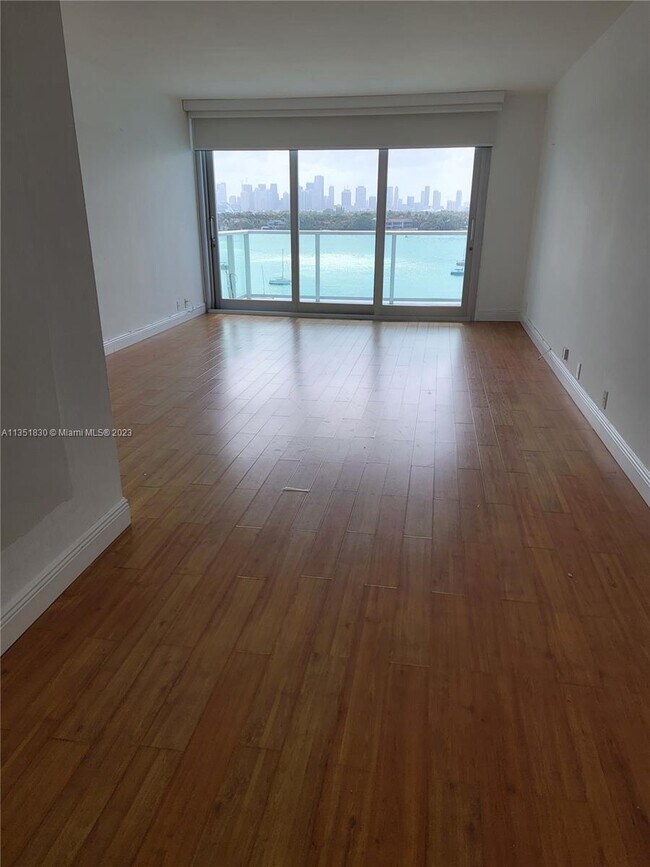 Foto del edificio - 1000 West Ave