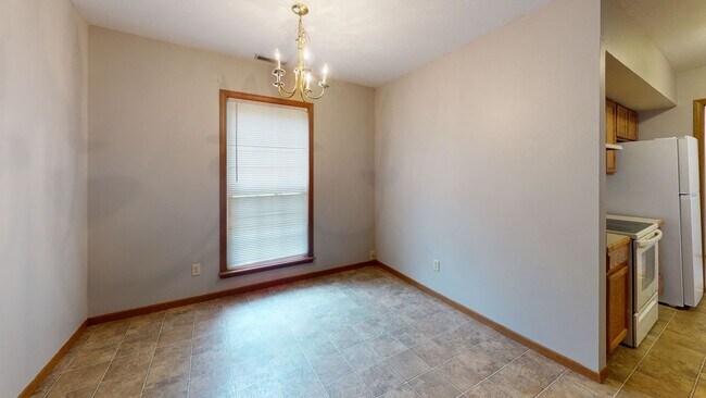 Foto del edificio - 4 bedroom close to college, hospital and I-29