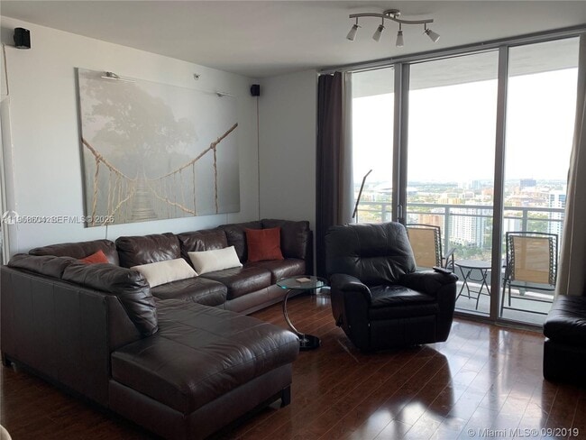 Foto del edificio - 90 SW 3rd St