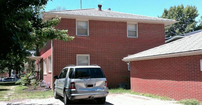 Foto del edificio - 2500 J St