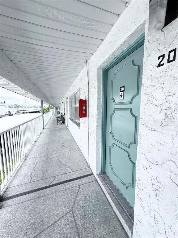 Foto del edificio - 5297 81st Ln N