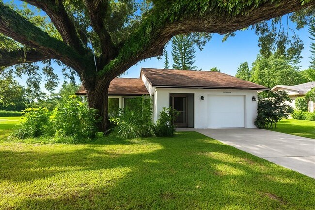 Building Photo - 5846 Deer Hollow Ln E