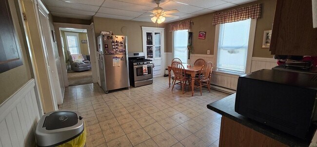 Foto del edificio - 72 Seymour St