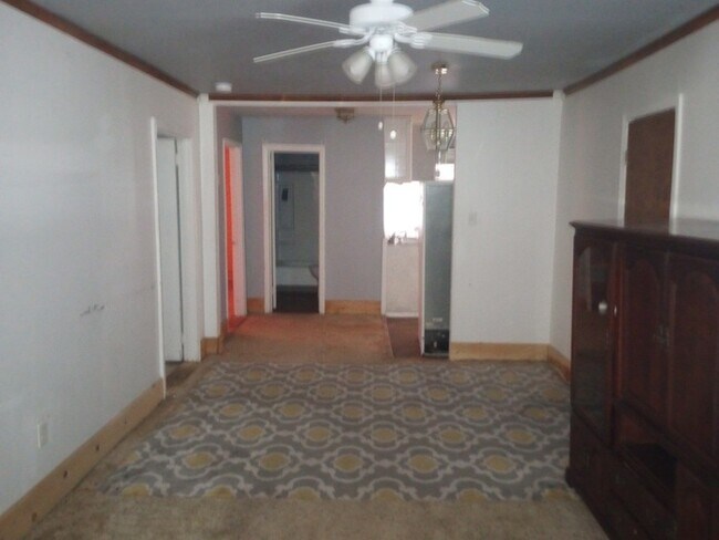 Foto del edificio - 3 Bedroom 1 Bathroom