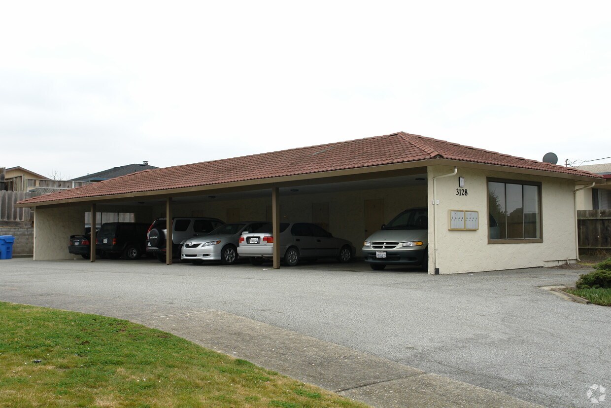 Foto del edificio - 3128 Bayer St