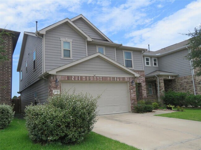 Building Photo - 13031 Mills Creek Meadow Dr