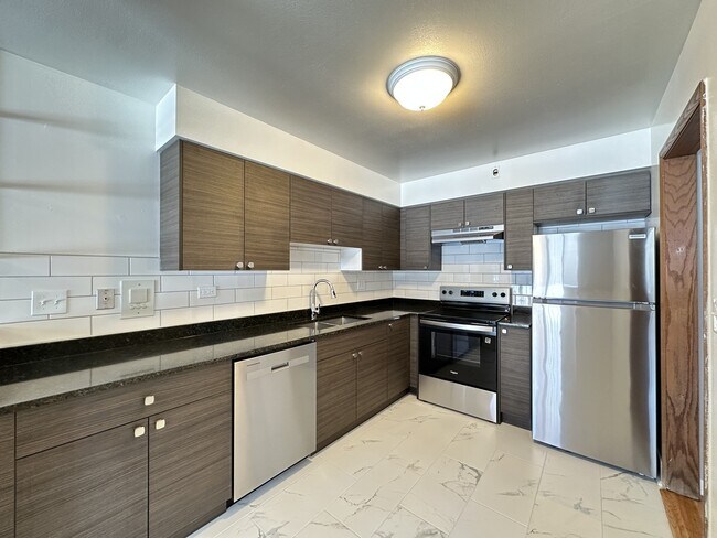 Foto del edificio - 1653 Oakwood Ave