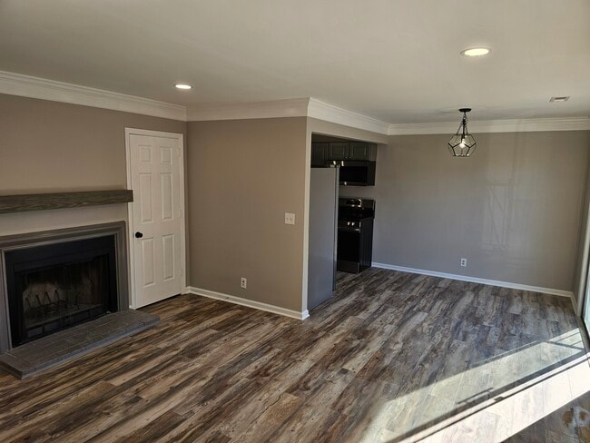 Building Photo - 5824 Brentwood Trce