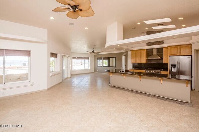 Building Photo - 2760 Barbara Dr
